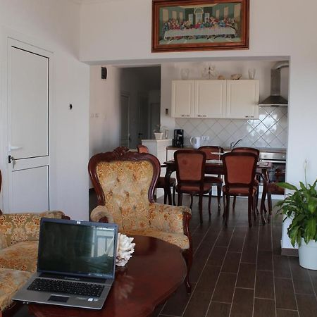 Nikola Leko Guest House Hvar Town Exterior foto